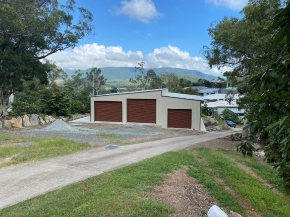 Cyclonic Whitsundays Mobile