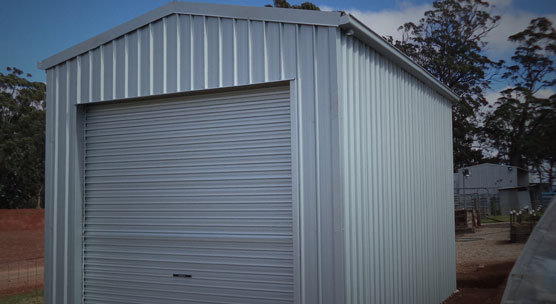 Zincalume single garage