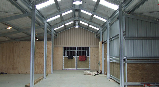 queenstown stables interior colorbond roller door